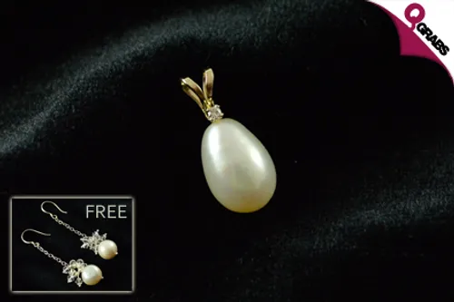 For QR325 get a Classy Gold Pearl Pendant with a 0.015 carat Diamond plus a FREE pair of Pearl Earrings! (QR1,300 Value)